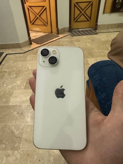 Apple iPhone 13