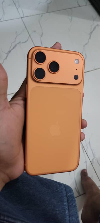 Apple iPhone 17 Pro Max FU