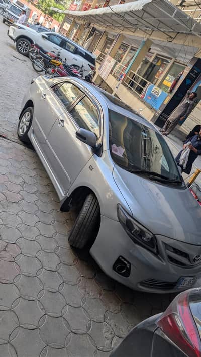 Toyota Corolla Altis 2013