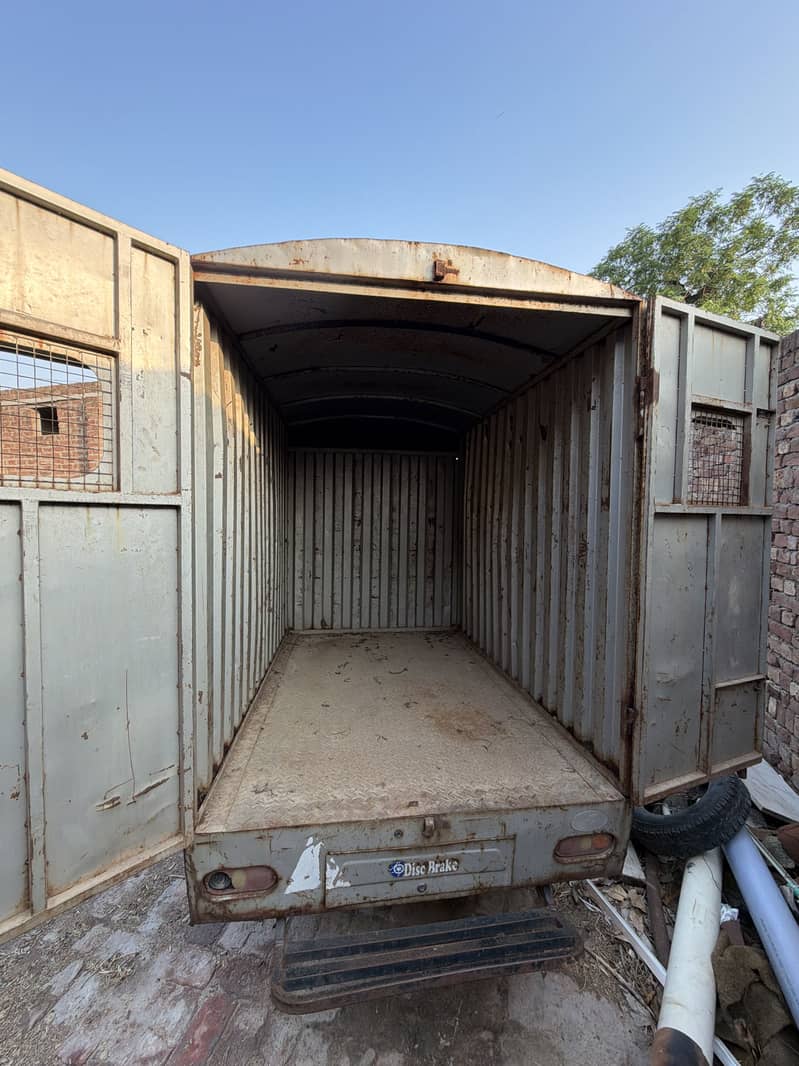 Loader rickshaw 2