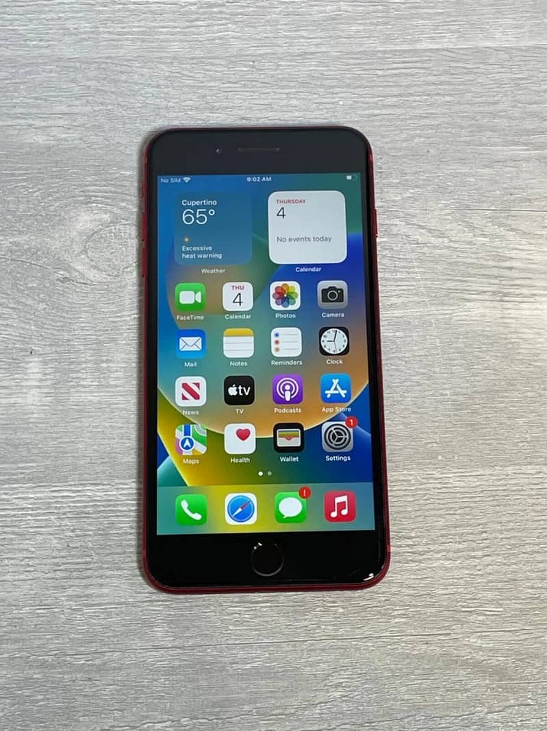 Apple iPhone 8 Plus 1
