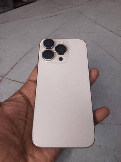 Apple iPhone 16 Pro