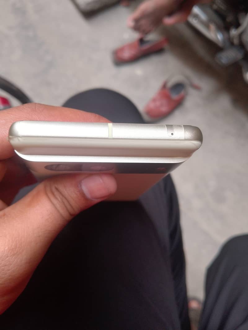 Google Pixel 7 3