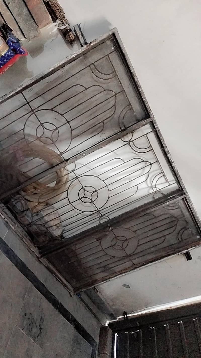 iron window 2