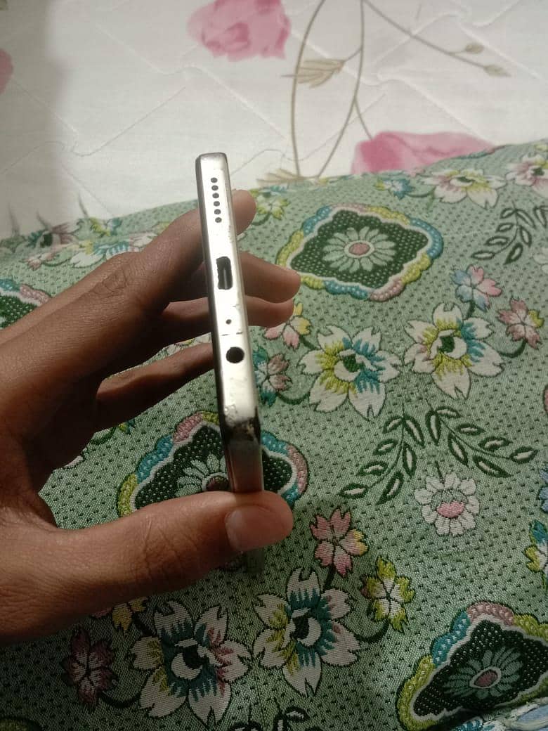 Tecno CAMON 30 5