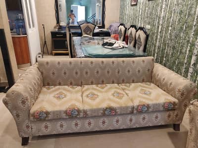 Brand New 6 seater sofa just 1 month used