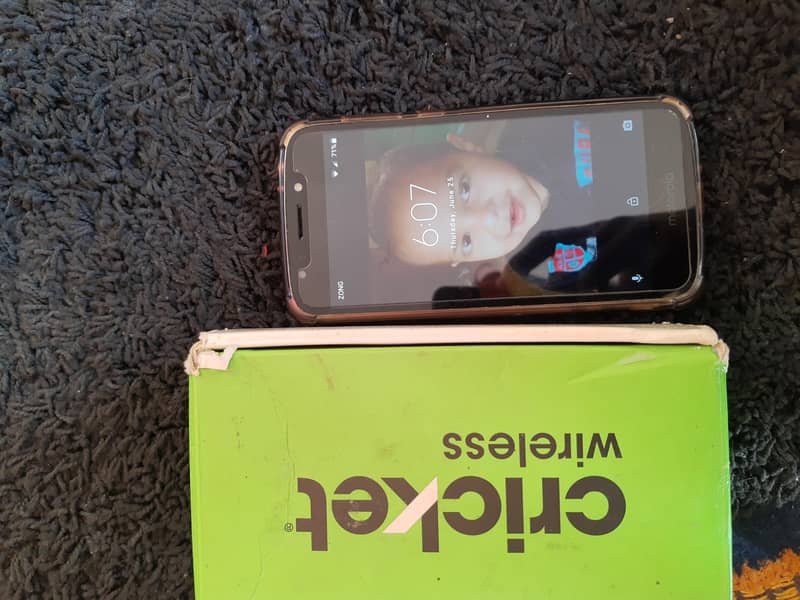 moto e5 cricket 0
