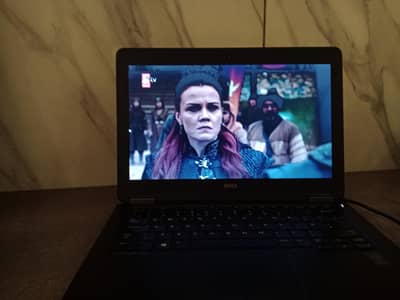 I am selling my laptop in excellent condition