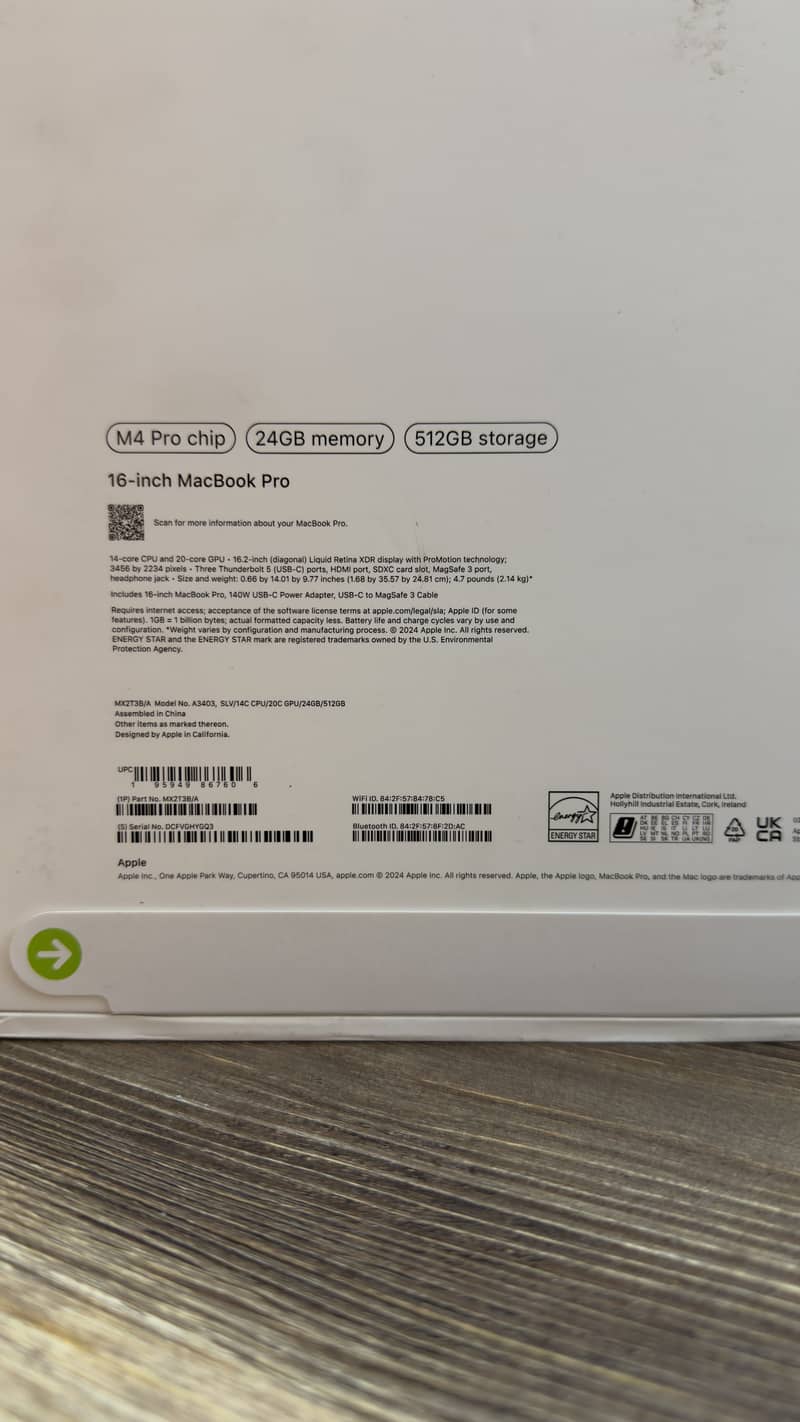 MacBook Pro M4 1