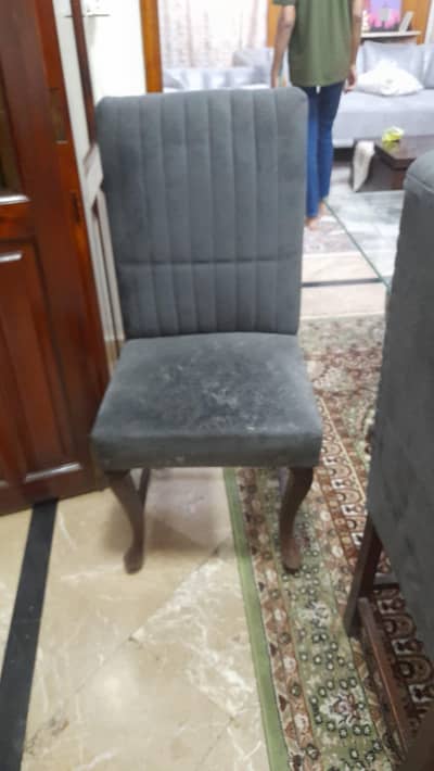 six seater dinning table for sale