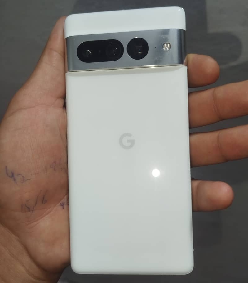 Google Pixel 7 Pro 2