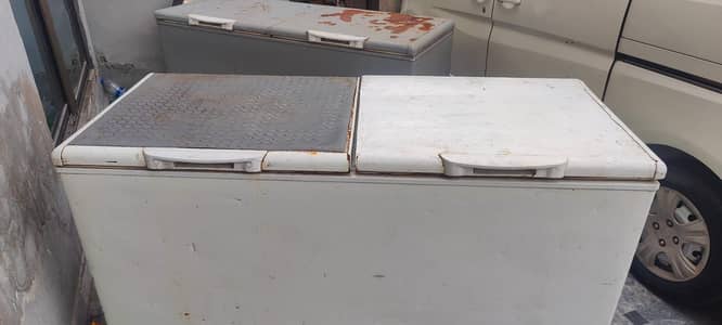 Freezer double door