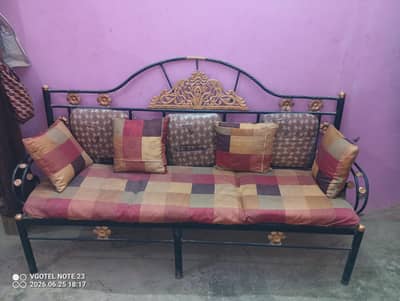 sofa for sell