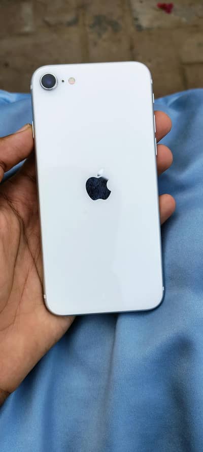 Apple iPhone SE 3/64 (non PTA)