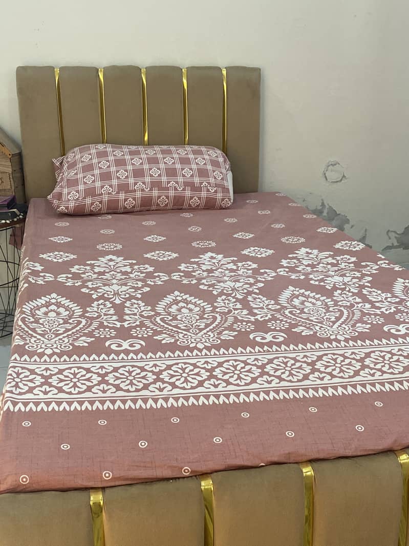Single bed 1
