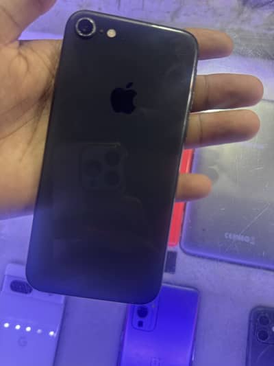 Apple iPhone 8