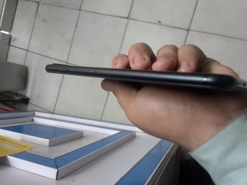 Apple iPhone 7 Plus 7