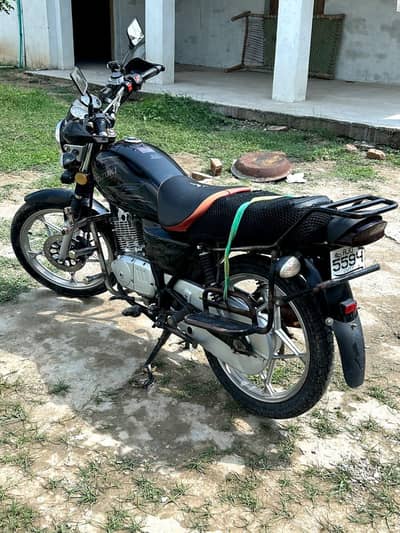 Suzuki GS150
