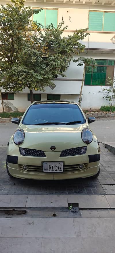 Nissan March 2002