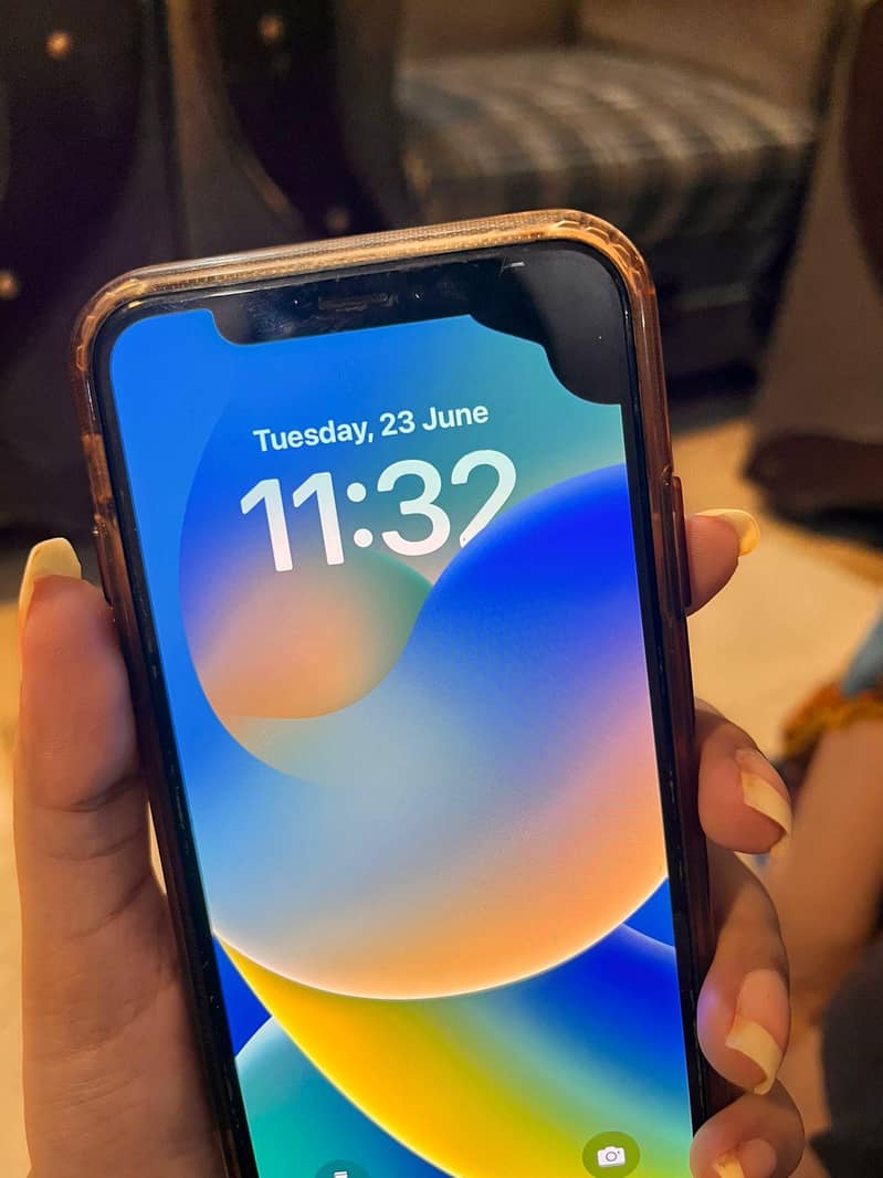 Apple iPhone X 0