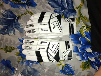 PUMA BATTING GLOVES