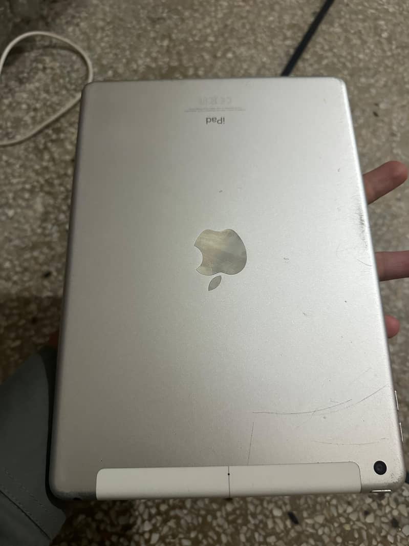 ipad iPhone 1