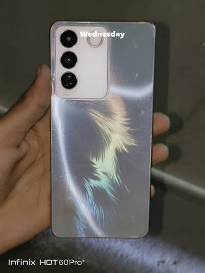 Vivo V27e