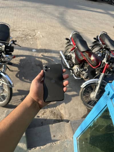Apple iPhone 11