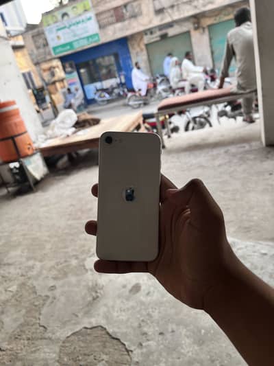 Apple iPhone SE