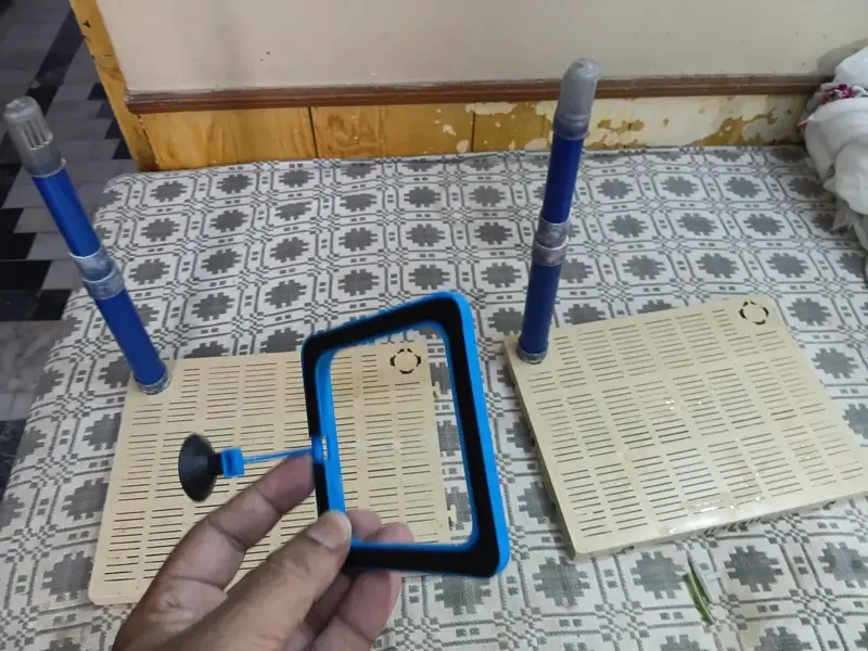 fish aquarium gravel filter tray with feed holder — photo 5
