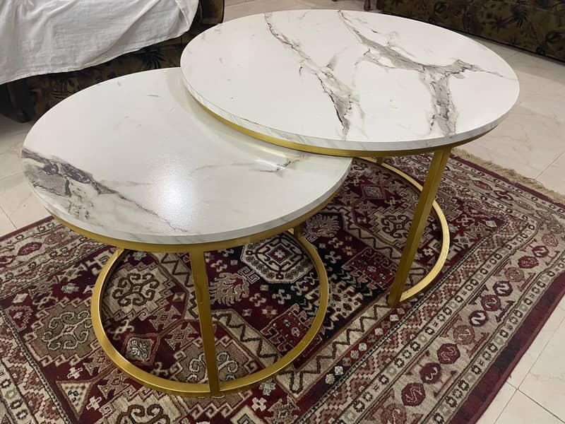 coffee table / center table 0