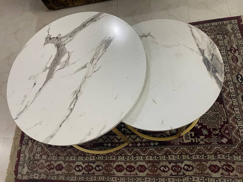 coffee table / center table 6