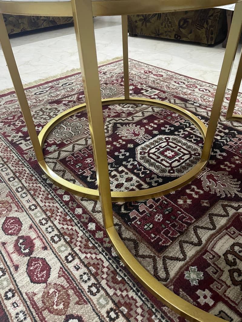coffee table / center table 7