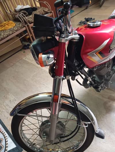 Honda 125 2025 just 2200 chalivi blkl saaf