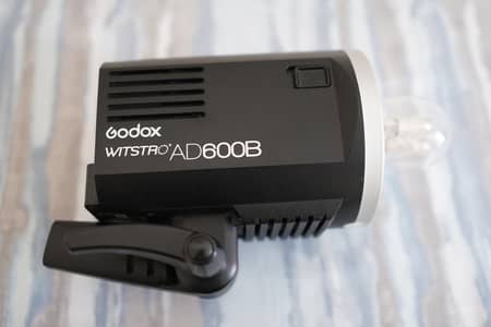 Godox AB600B