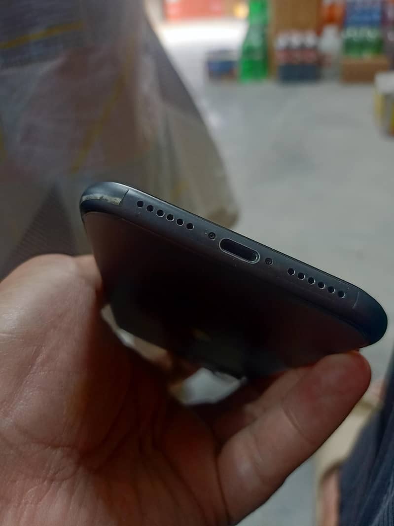 Apple iPhone 11 2