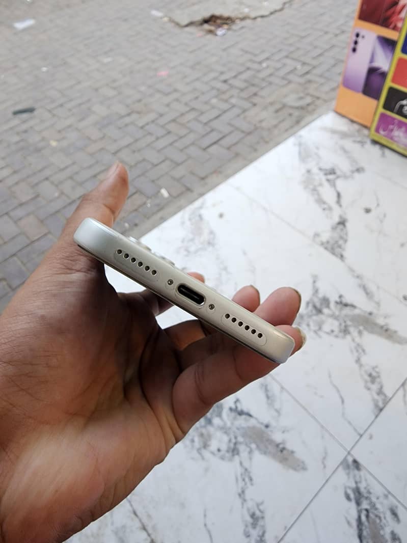 Apple iPhone 17 Pro Max 1