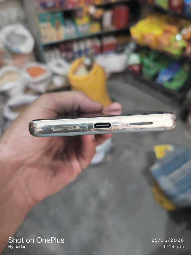 Google Pixel 7 Pro 4