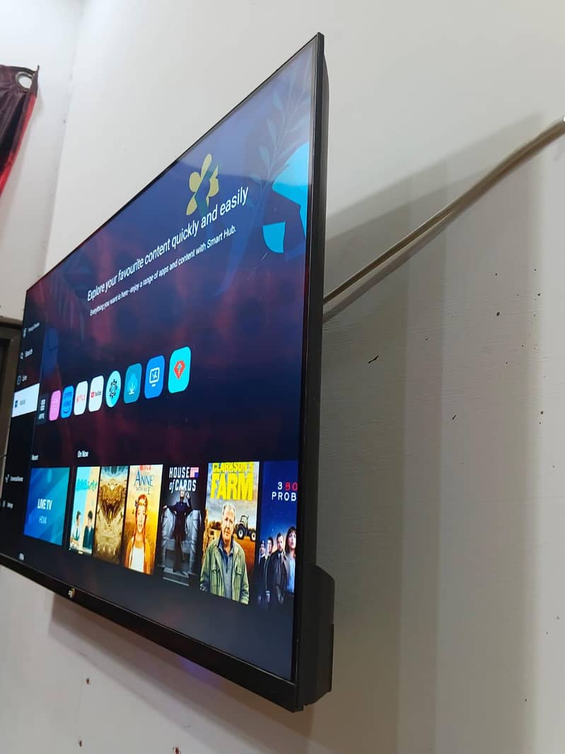 40" ANDROID LED (BORDERLESS) 1