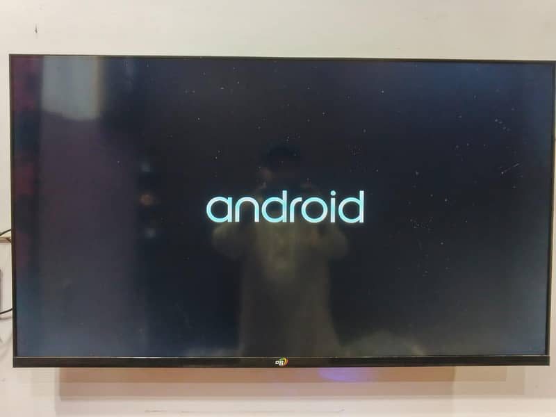 40" ANDROID LED (BORDERLESS) 3