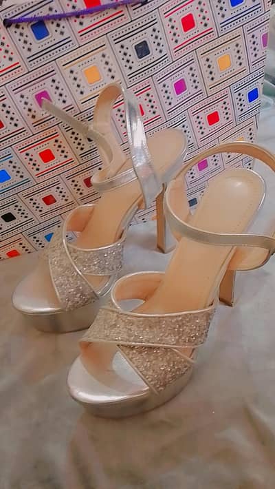 Silver Glitter Platform Block Heels Size 38 - Like New