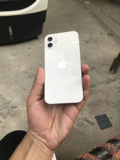 Apple iPhone 12