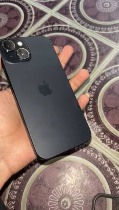 Apple iPhone 15