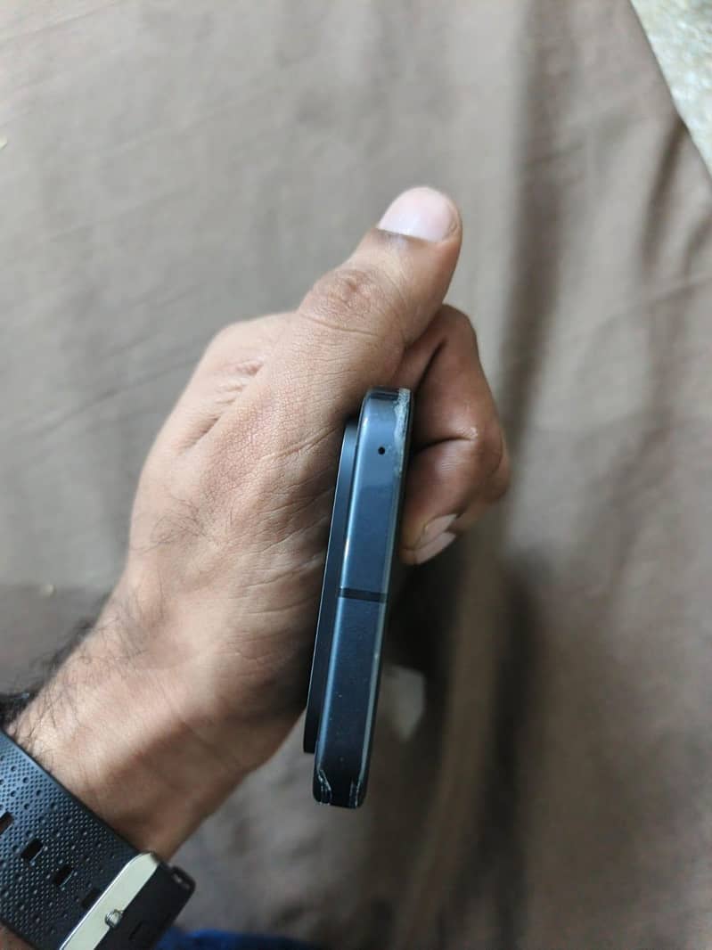 Google Pixel 9 3