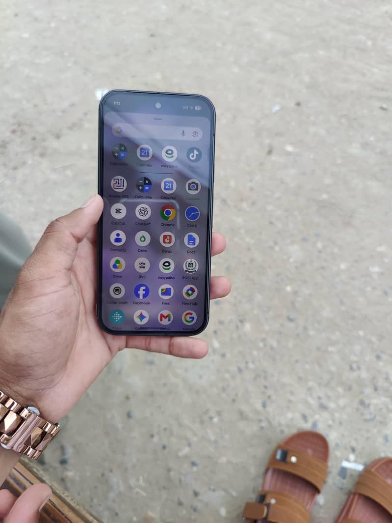 Google Pixel 9 6
