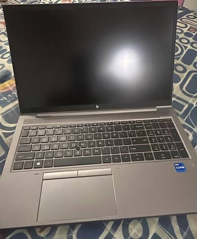 HP ZBook Firefly 14 G8 Mobile Workstation