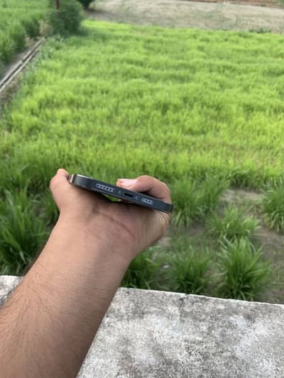 I phone 12 pro max non pta