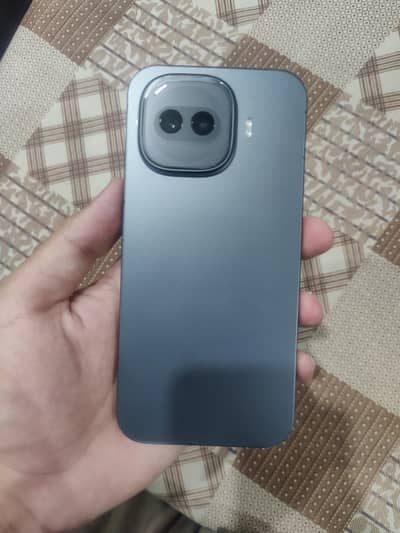 Vivo iQOO Z11 Turbo. 12/256GB With Complete Box