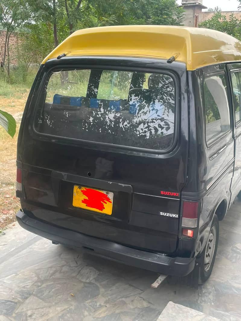 Suzuki Bolan 2012 1