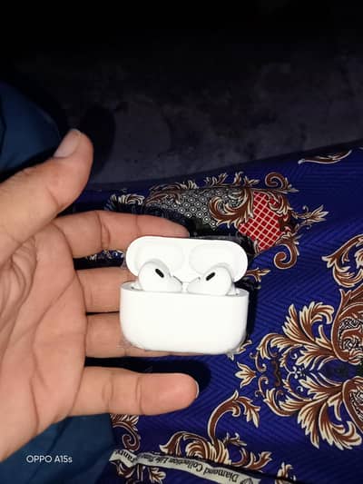 Earbuds